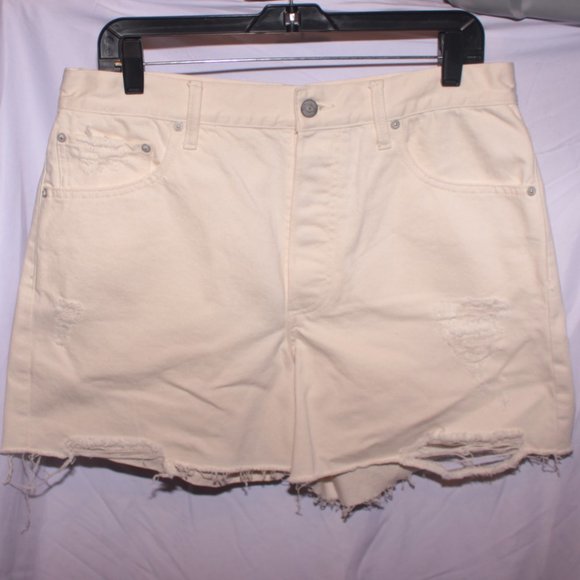 NWT Boyish Monty Distressed Natural Denim Shorts Size 30